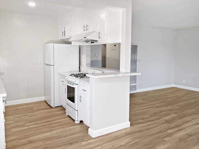 Photo - 417 N Stoneman Ave Unit E