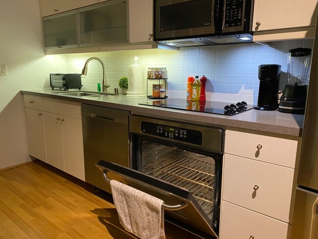 Photo - 350 W Ash St Unit Little Italy View Parking