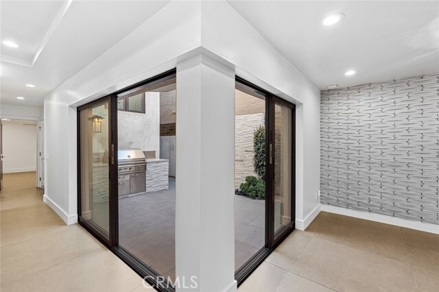 Photo - 518 Marigold Ave