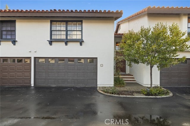 Building Photo - 34101 Via California Unit 6