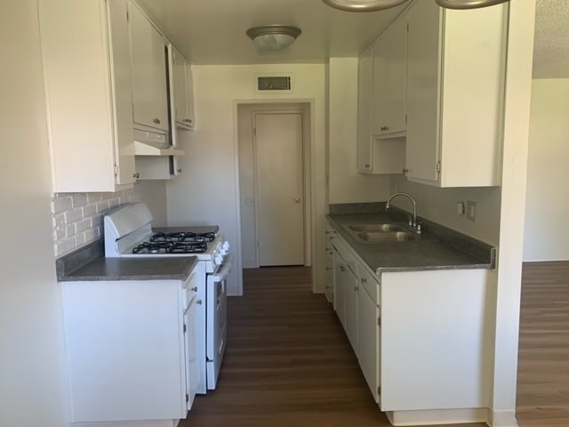 Building Photo - Sherman Way Biltmore Rental