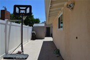 Photo - 20624 Kittridge St House
