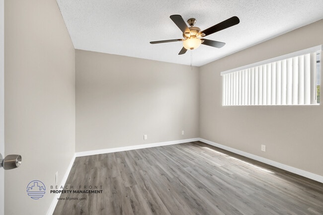 Photo - 15205 Raymond Ave