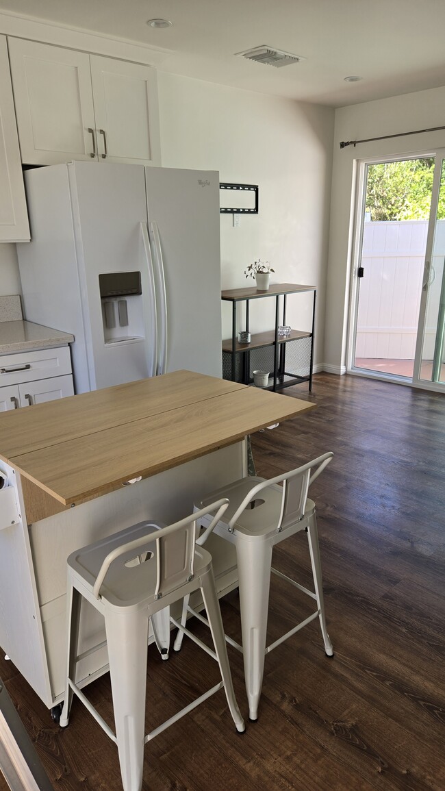 Photo - 6619 Daryn Dr Unit A