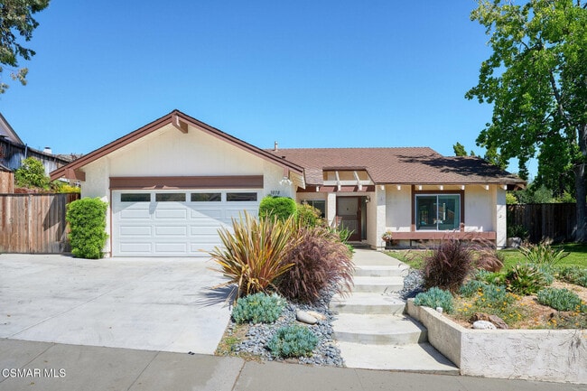 Building Photo - 3078 Saddleback Ct