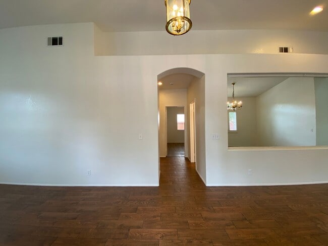 Photo - 29705 Nandina Dr