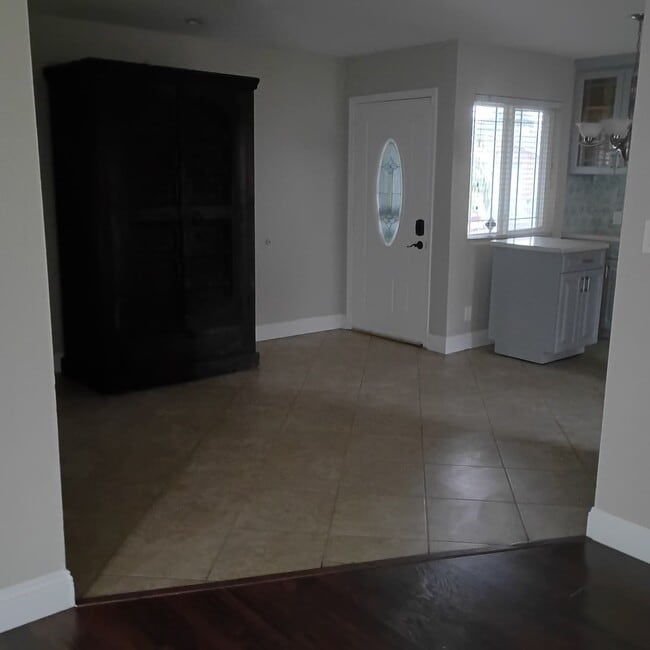 Photo - 1103 Myra Ave