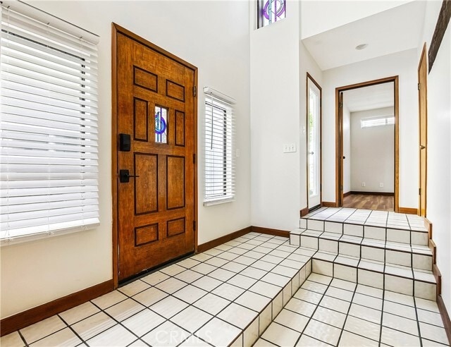 Photo - 1834 Rhodes St