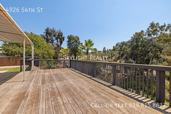 Photo - 4926 54th St