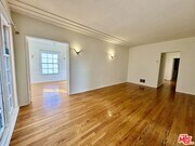 Photo - 9010 Burton Way