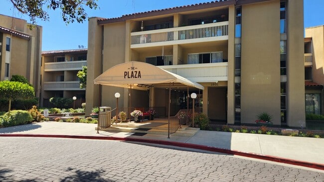 2BD/2BA Condo in The Plaza Community - Pac... - 2BD/2BA Condo in The Plaza Community - Pac... Unit 318