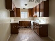 Photo - 2421 Montrose Ave Unit 201