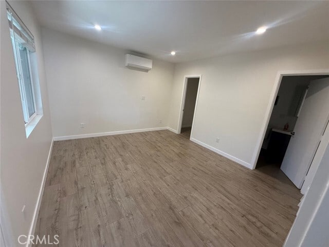 Photo - 7572 Delia Ave