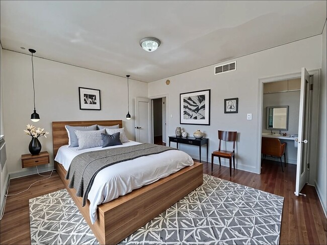 Photo - 145 N Sycamore Ave