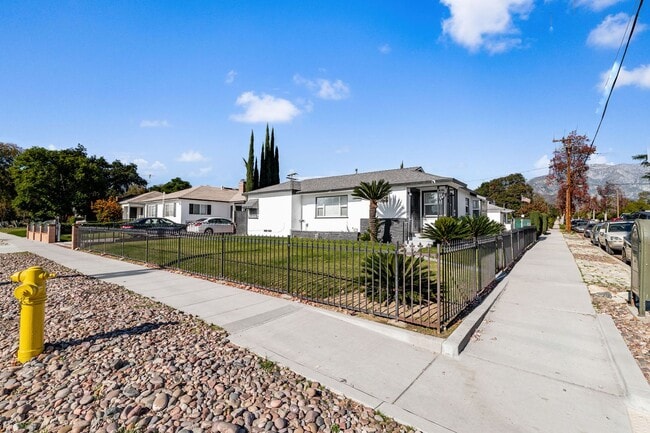 Photo - 587 E Arrow Hwy Unit 587 E. Arrow Hwy