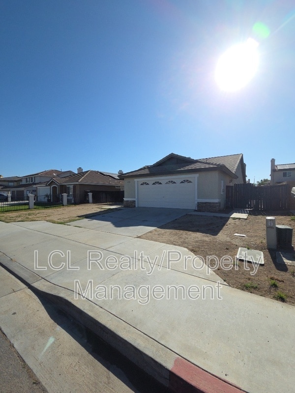 Building Photo - 1510 Sunnybank Dr