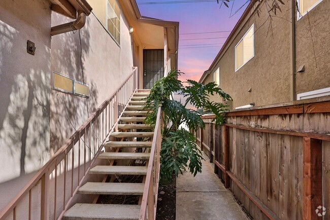 Building Photo - 2 Bedroom apartment in North Park Unit 4167 #3