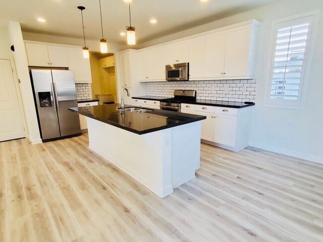 Photo - Beautiful Newer Construction Home in Chapm...