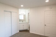 Photo - Orange Glen Apartments