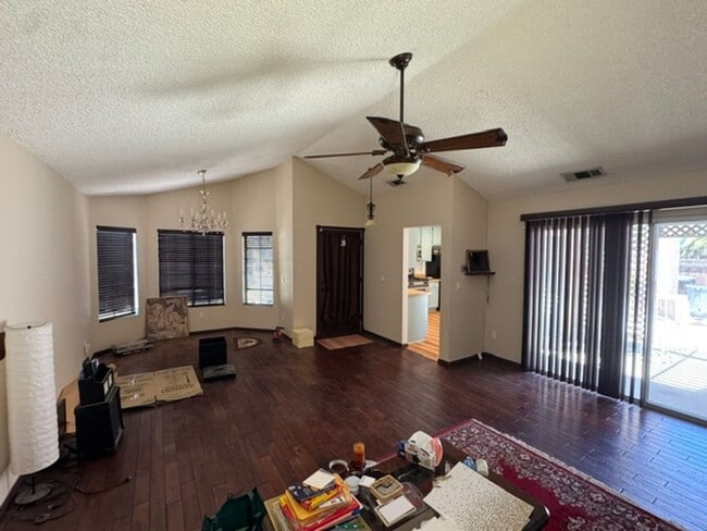 Photo - 791 Kingfisher Ct