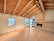 Photo - Beautifully Renovated 3BD/2.5BA House in L...