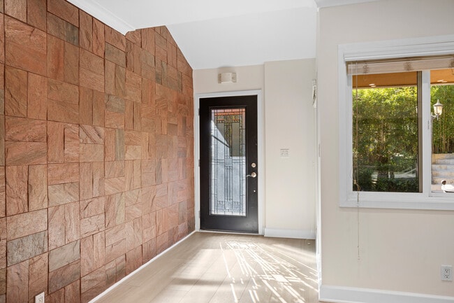 Photo - 1544 Golf Club Dr