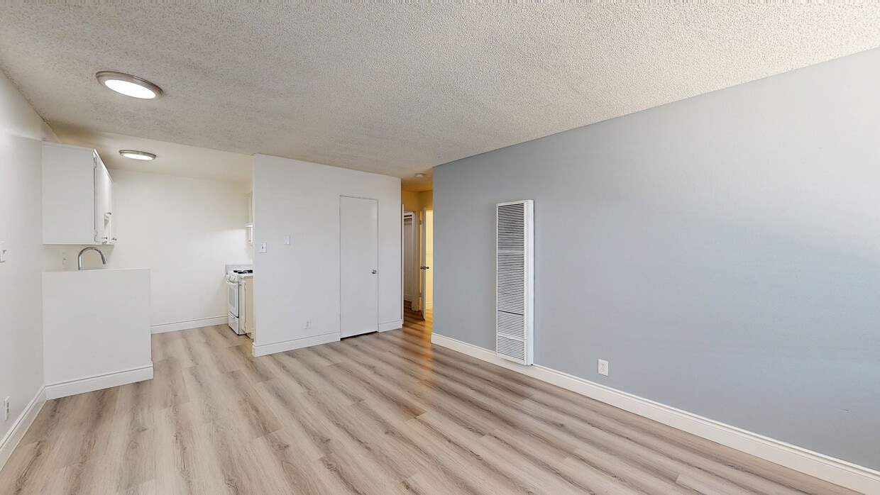 3D Tour - La Puente Garden Apts