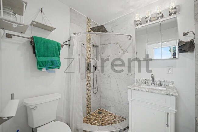 Photo - Unit