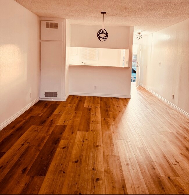 Photo - 415 S Verdugo Dr Unit 115