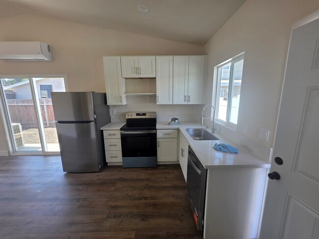 Photo - 1004 S Highland Ave