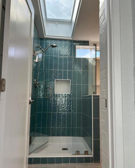 Photo - 142 E Glaucus St