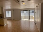 Bright top floor unit! - 2121 Beloit Ave Condo Unit 304