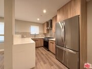 Photo - 1307 Tamarind Ave Unit 3