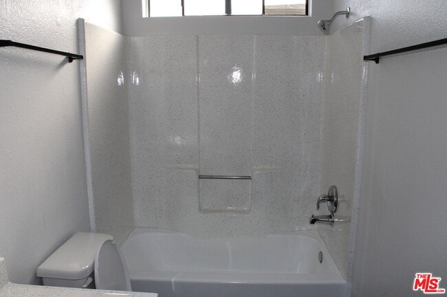 Photo - 12100 Birch Ave