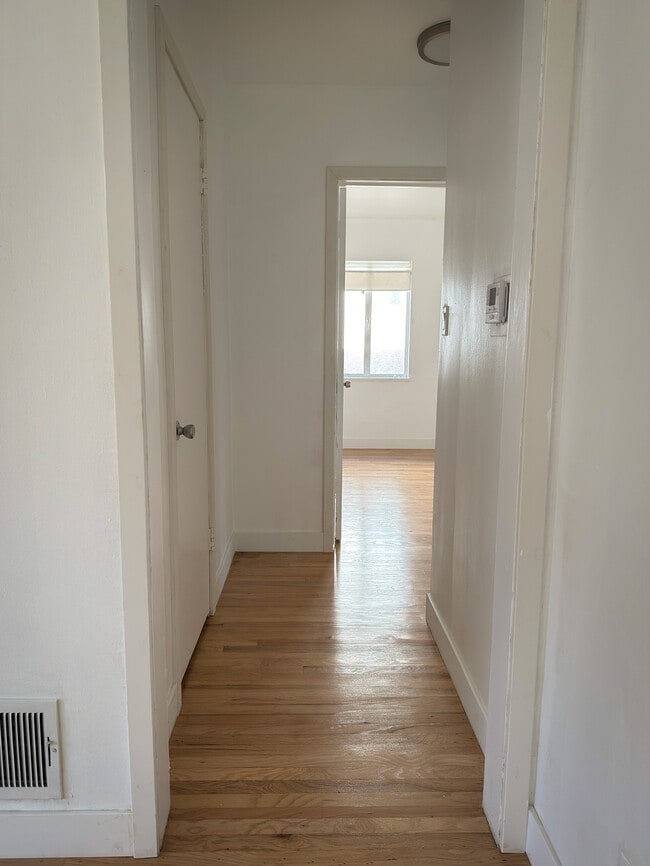 Photo - 1001 S Sierra Bonita Ave