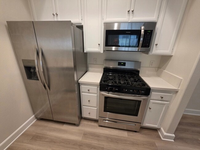 Photo - 2669 S Barrington Ave Unit 107