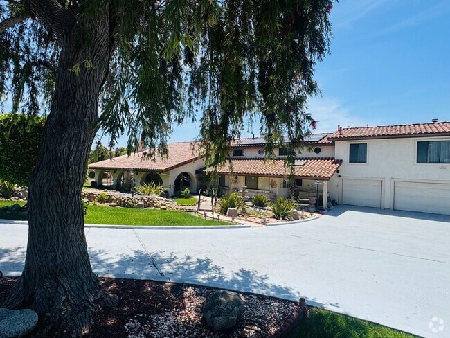 Building Photo - 115 Vientos Rd Rental