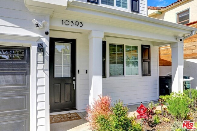 Photo - 10593 Kinnard Ave