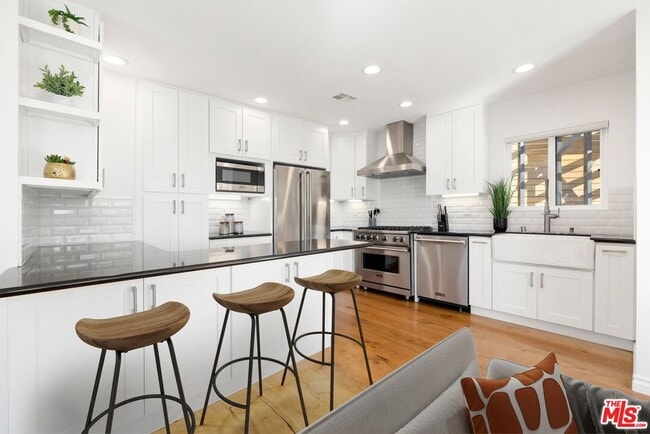 Photo - 1788 N Orange Grove Ave