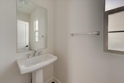 Photo - 946 Blackstone Dr