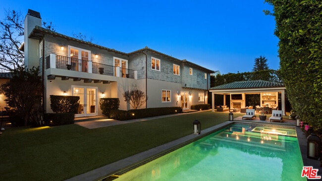 Photo - 1064 Amalfi Dr House