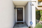 Photo - 725 Roscoe St House