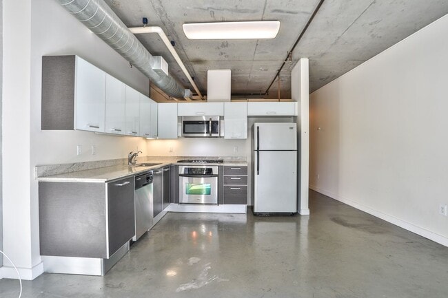 Photo - 645 W 9th St Unit 201