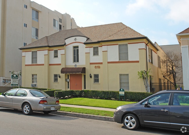 South Apartment - South Apartment