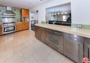Photo - 1037 N Vista St Unit 301