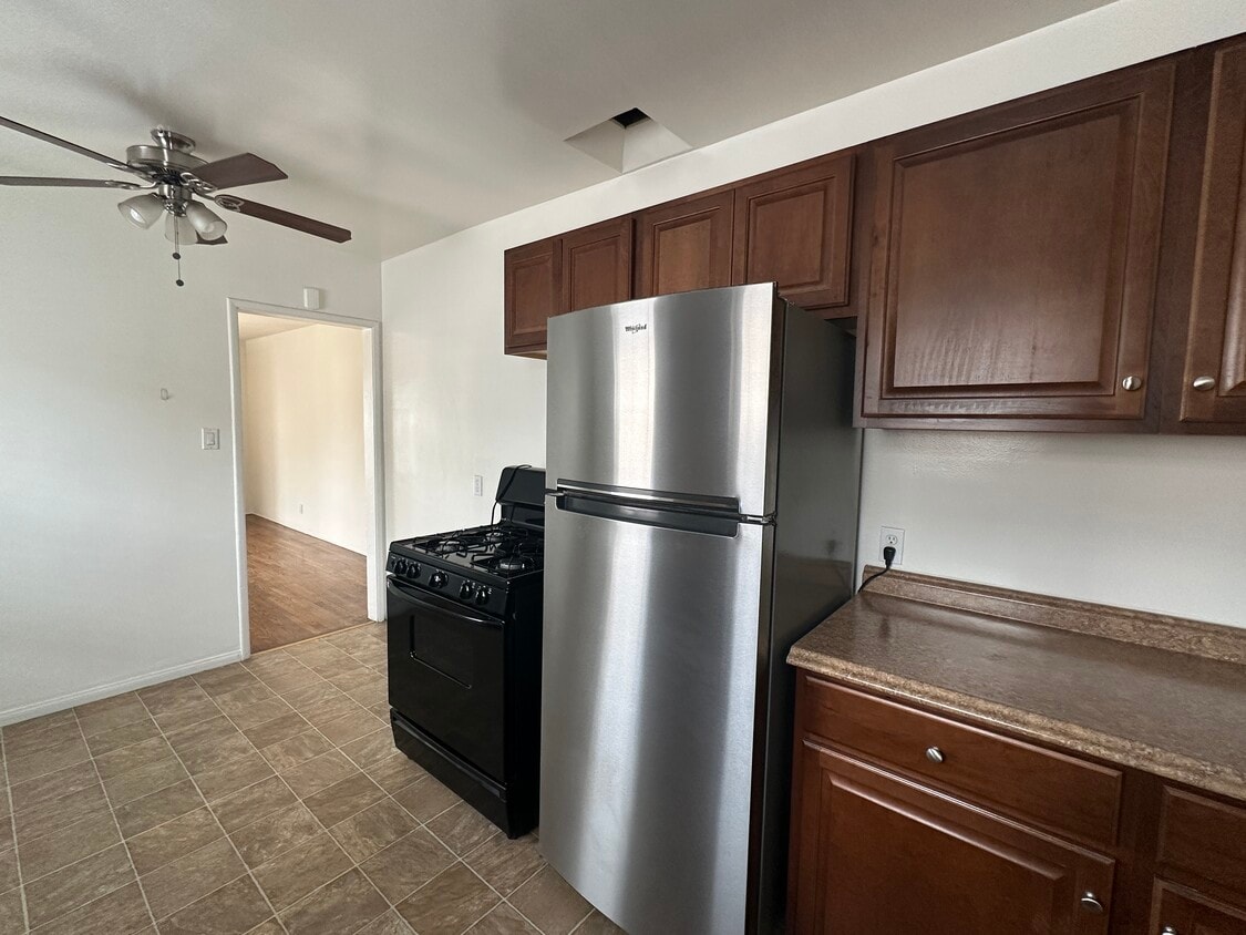Floor Plan - 2 Bed 1 Bath