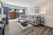 Photo - 475 N Midway Dr