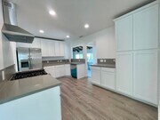 Photo - Fully Remodeled 4 Bedroom 2.5 Bathroom in ... House