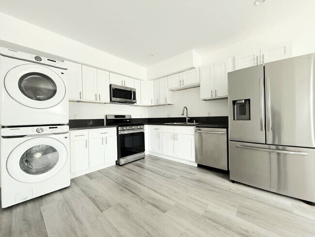 Photo - 1260 Leighton Ave