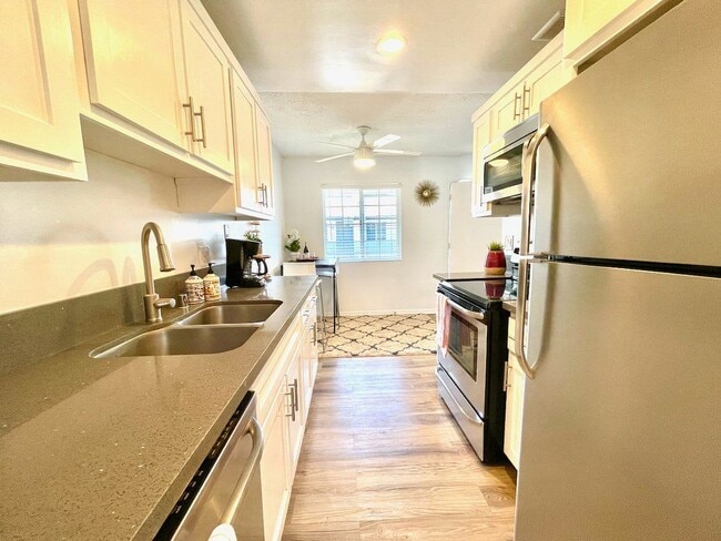 Photo - 315 Junipero Ave